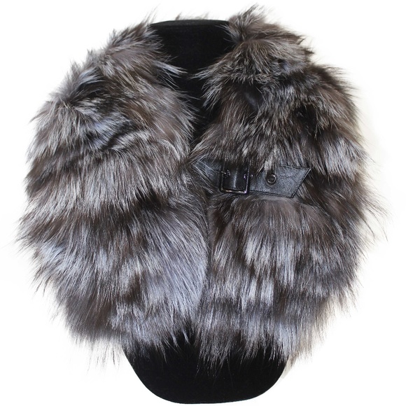 Silver Fox Collar w/ Leather strap